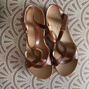 (9 Wide) Brand New Brown Naturalizer Sandals
